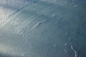 How to quickly defrost car windscreen tips